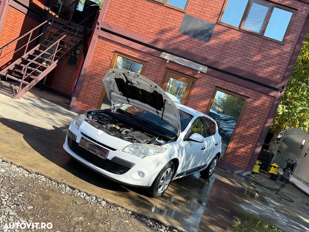 Renault Megane - 30