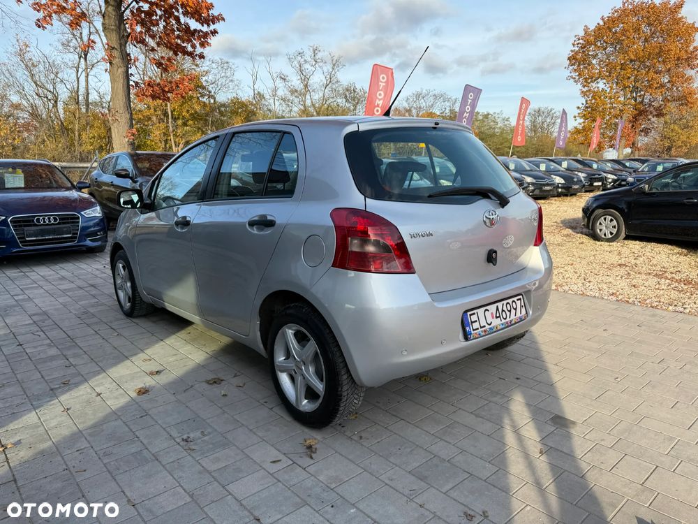 Toyota Yaris 1.3 Luna - 13