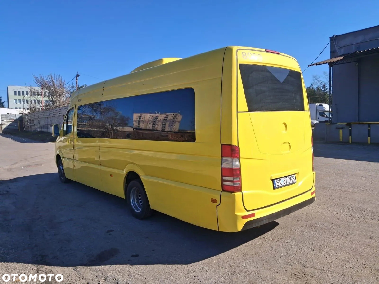 Mercedes-Benz Sprinter - 14