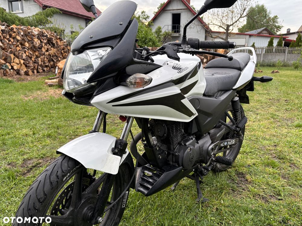 Honda CBF - 2