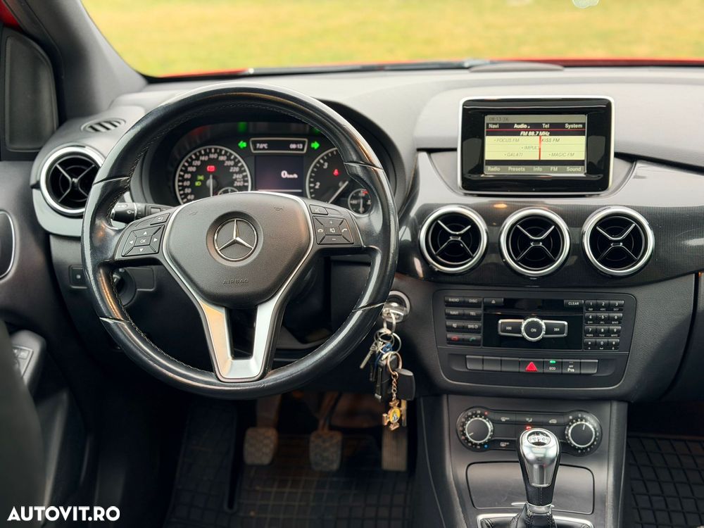 Mercedes-Benz B 180 - 7