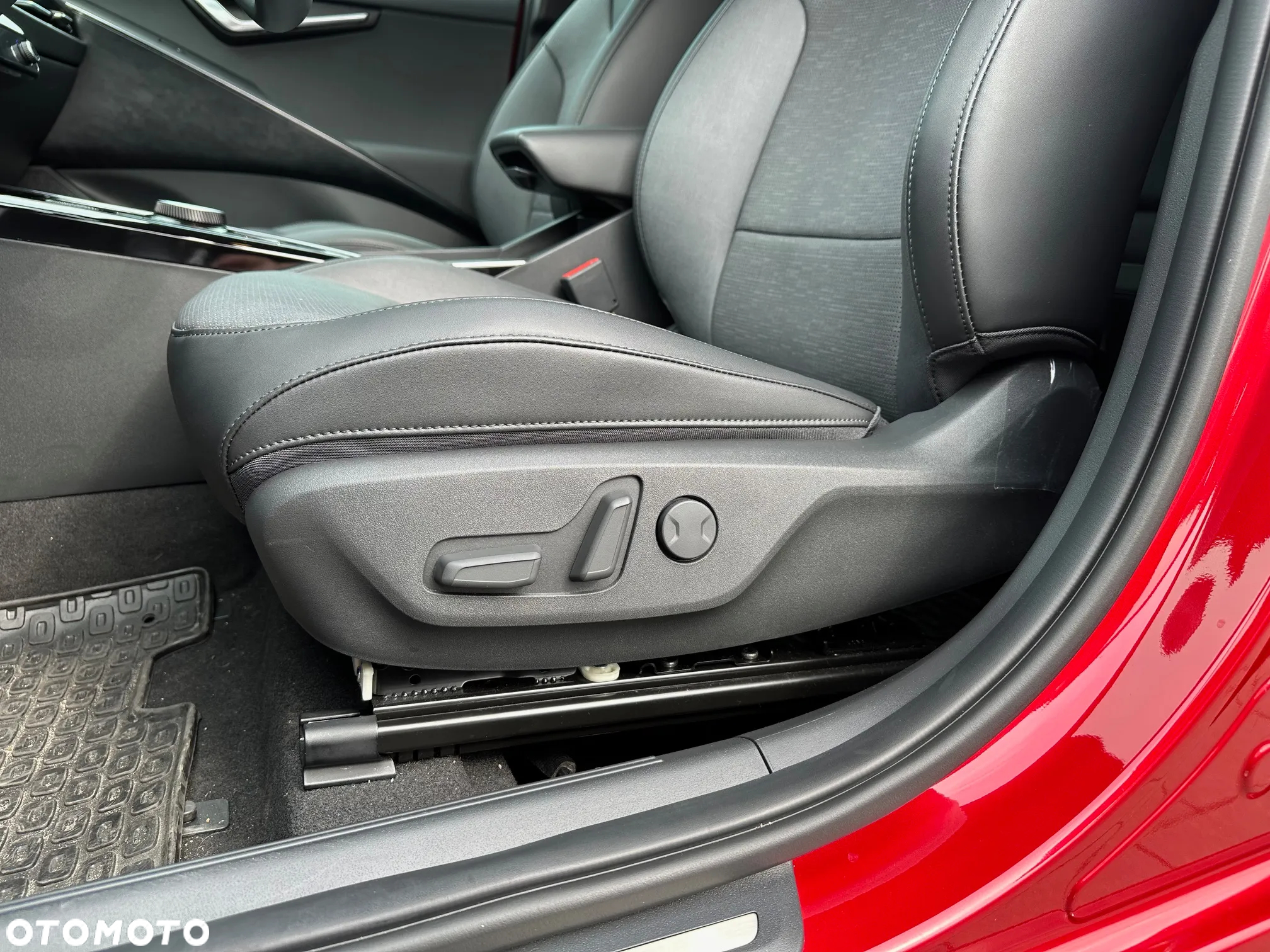 Kia Niro 1.6 GDI Plug-In Hybrid Business Line - 12