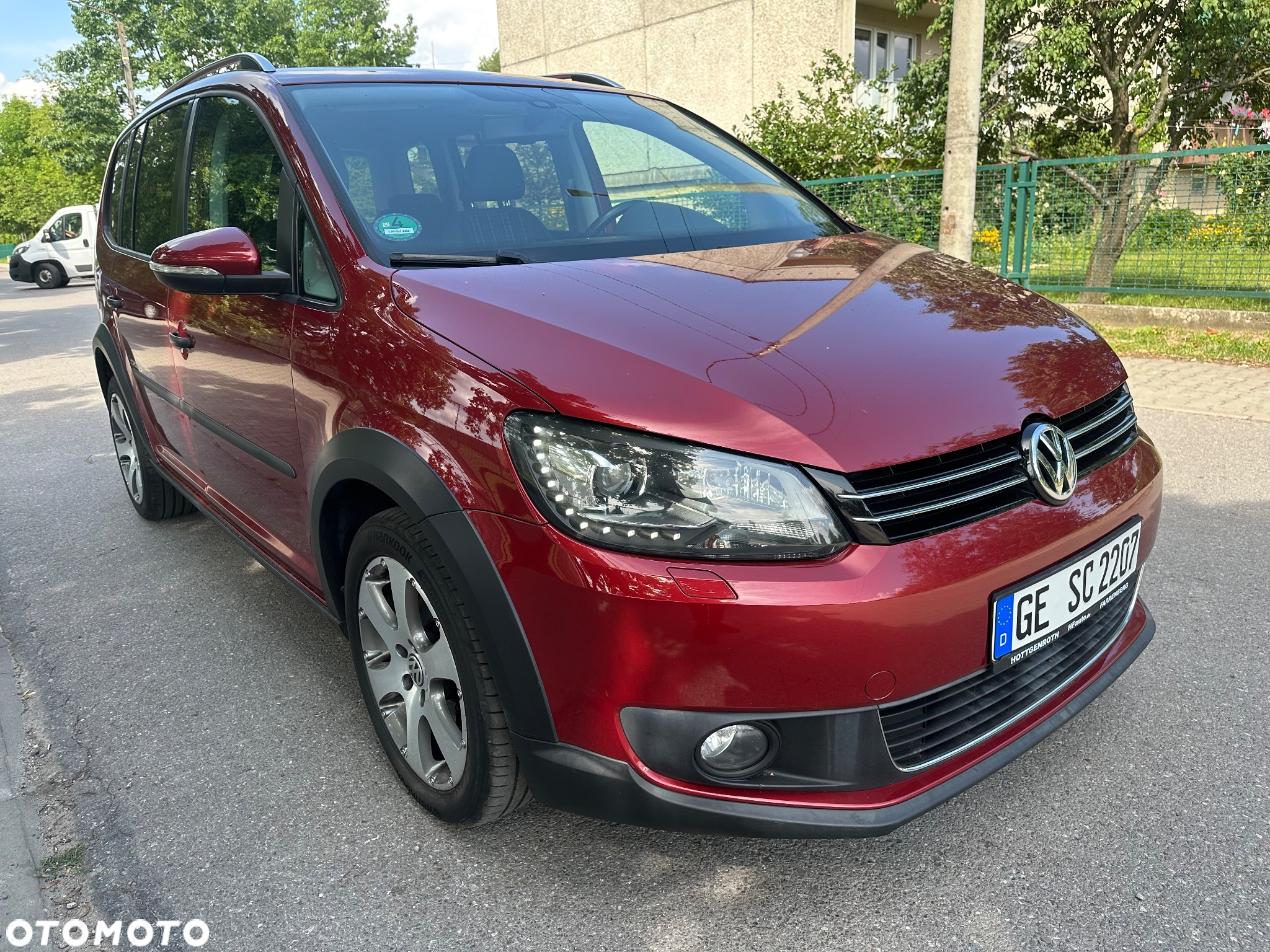 Volkswagen Touran 1.4 TSI Cross - 7