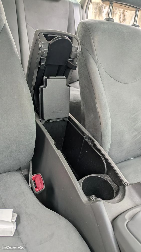 Toyota Prius 1.8 Sol - 21