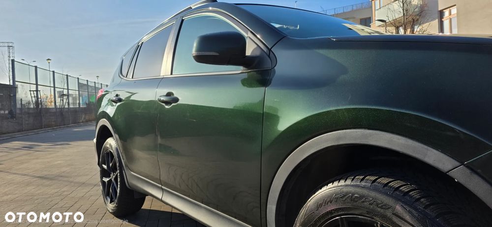 Toyota RAV4 - 3