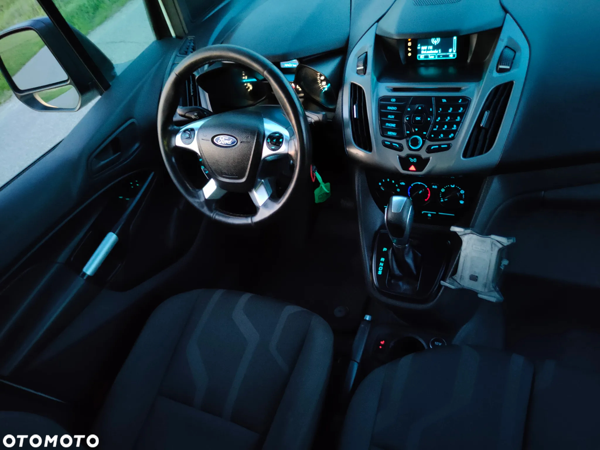 Ford Connect - 33