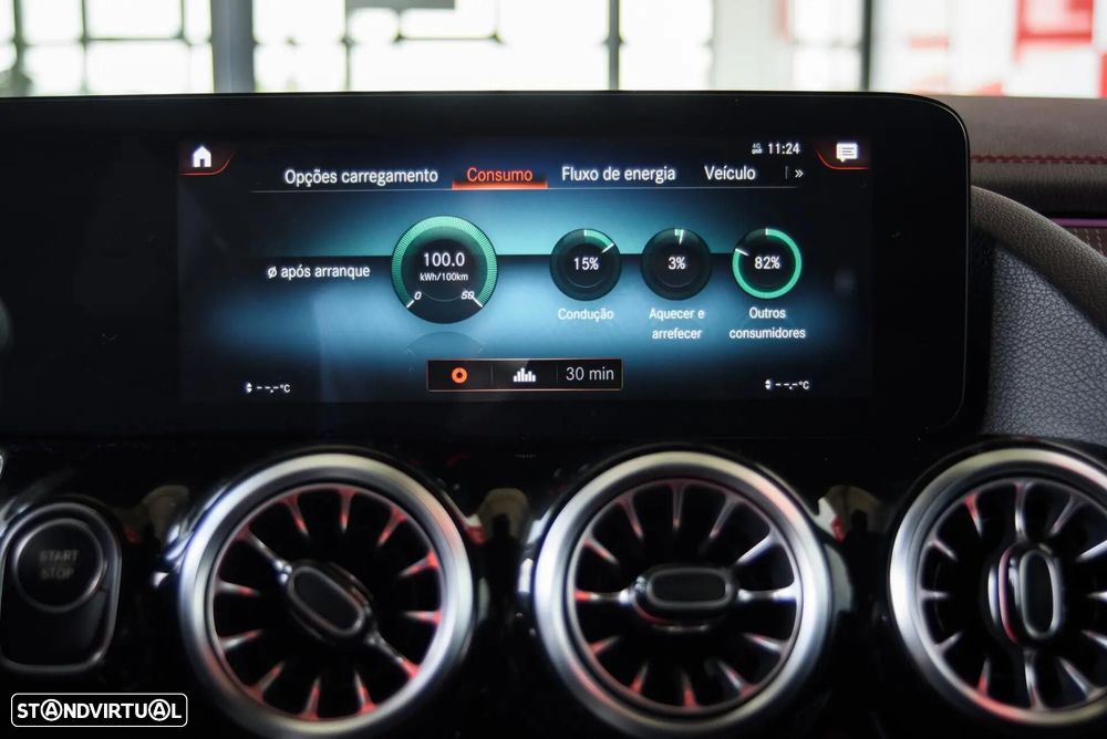 Mercedes-Benz EQA 300 4Matic AMG Line - 41