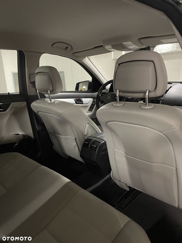 Mercedes-Benz Klasa C - 19
