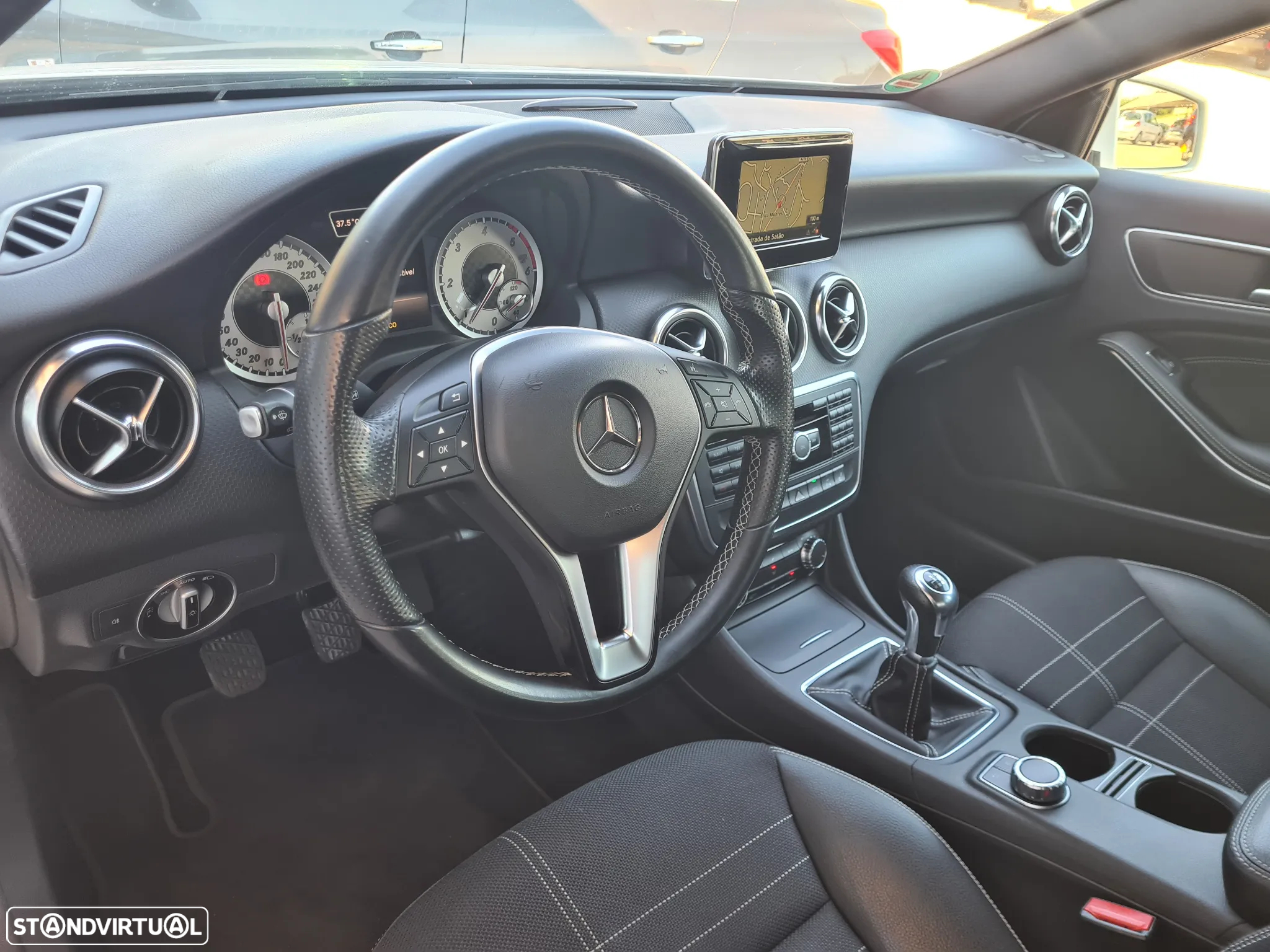 Mercedes-Benz A 200 CDi BE Urban - 11