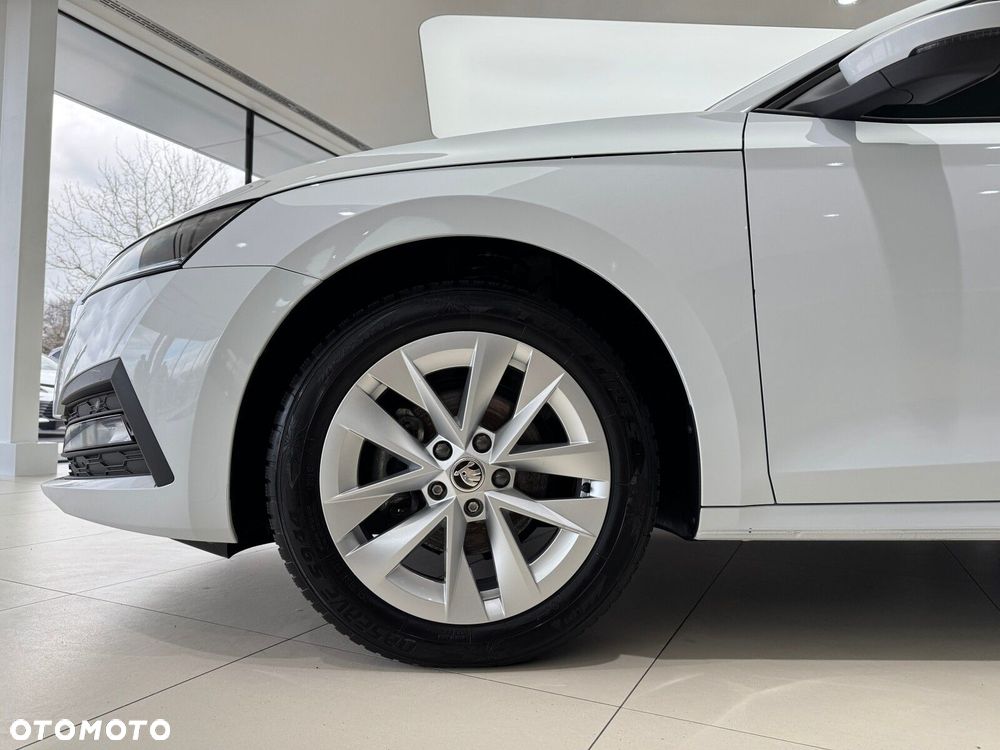 Skoda Octavia 2.0 TDI Ambition DSG - 18