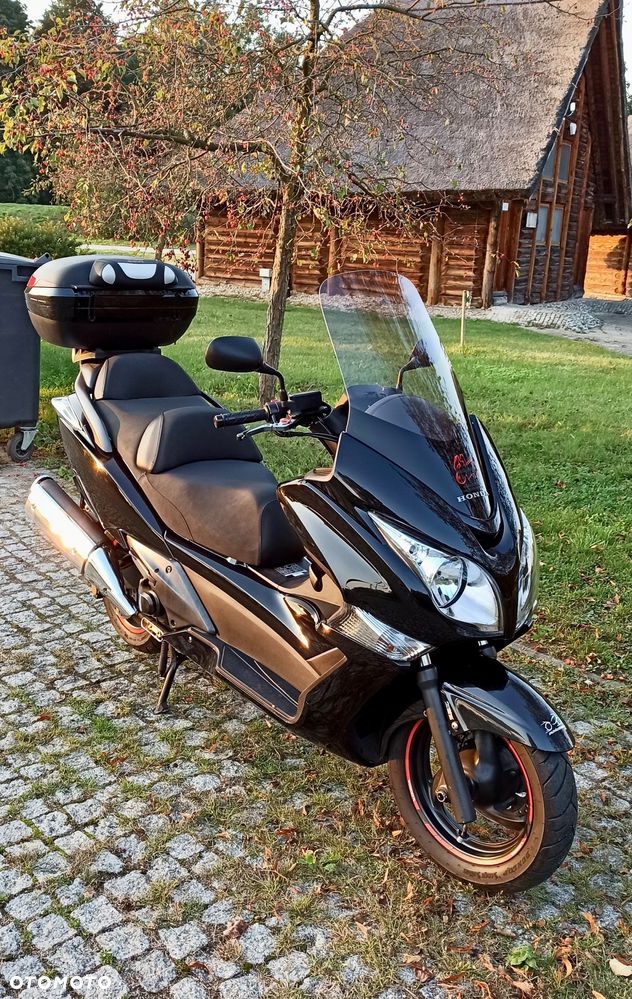 Honda FJS - 4