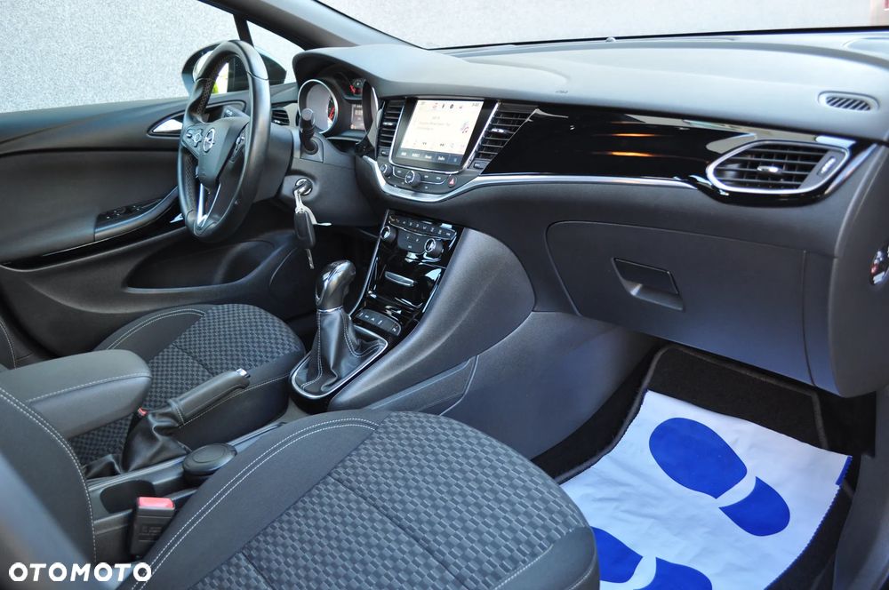 Opel Astra 1.4 Turbo Innovation - 14