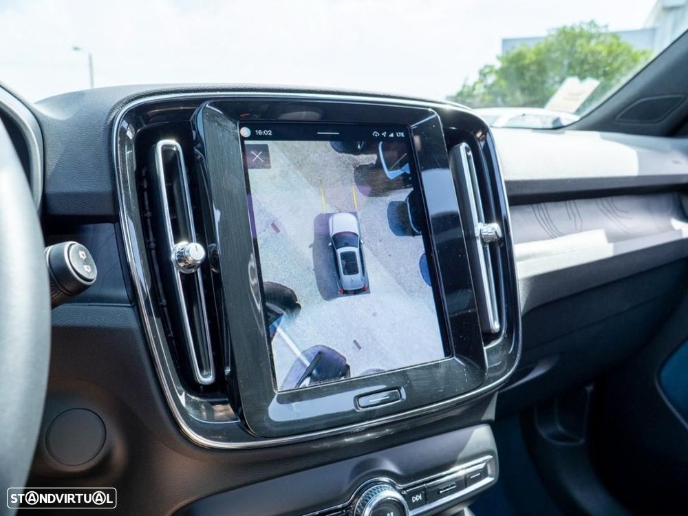 Volvo XC 40 Recharge Ultimate — fotografia 42