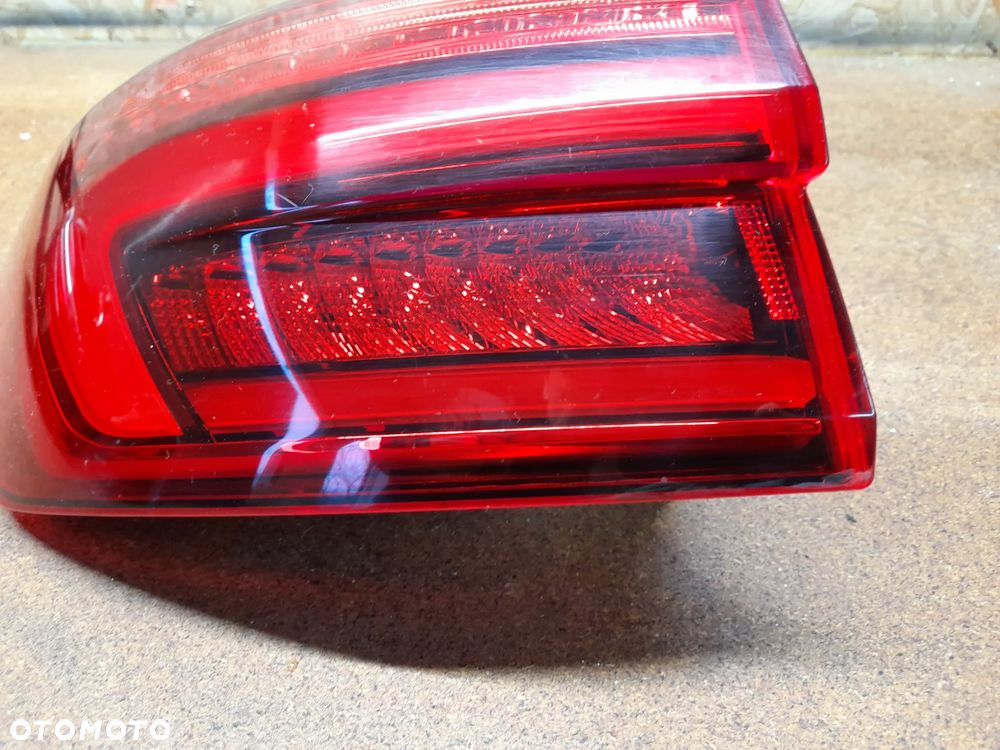 AUDI A4 B9 8W KOMBI 2015-2019r LAMPA LEWA TYLNA LEWY TYŁ 8W9945091 - 3