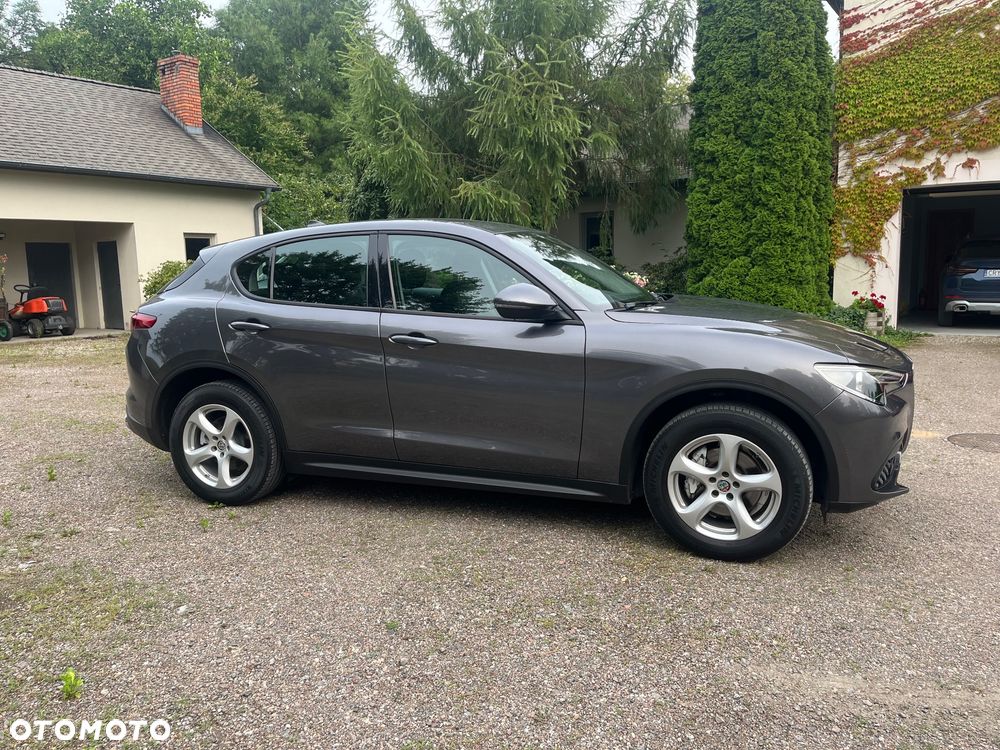 Alfa Romeo Stelvio 2.0 Turbo Sprint Q4 - 6