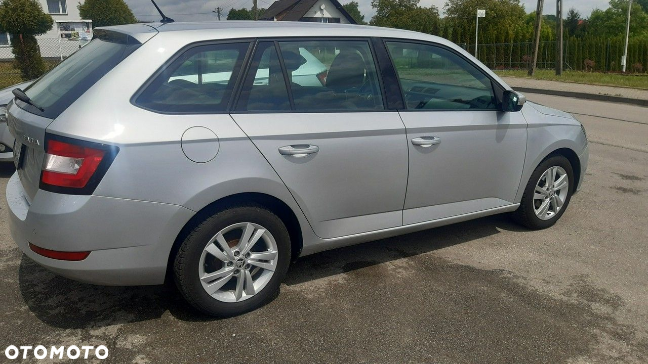 Skoda Fabia 1.0 TSI Ambition - 12