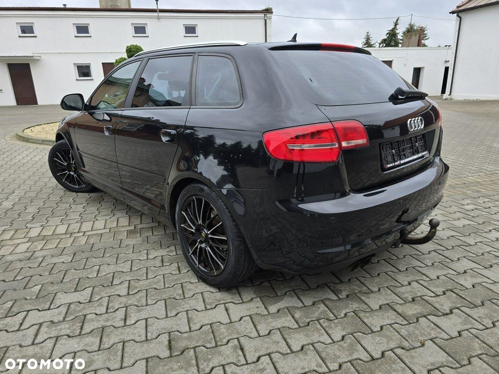 Audi A3 Sportback - 13