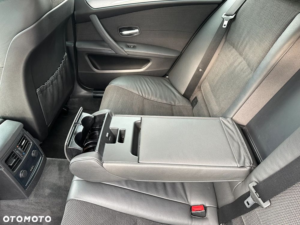 BMW Seria 5 - 24
