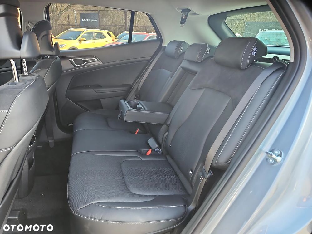 Kia Sportage 1.6 T-GDI HEV Business Line 4WD - 16