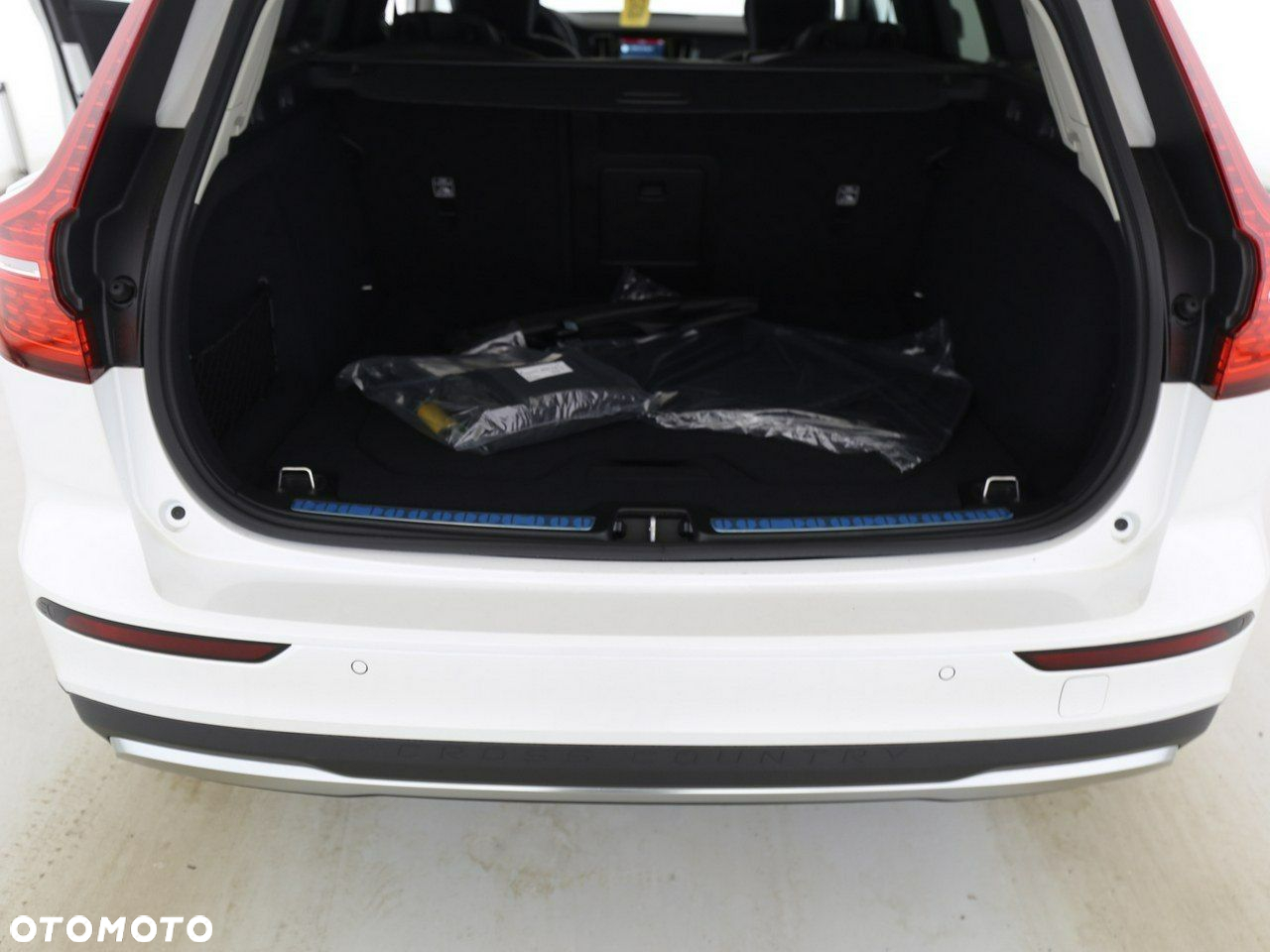 Volvo V60 Cross Country B5 B AWD Ultimate - 7