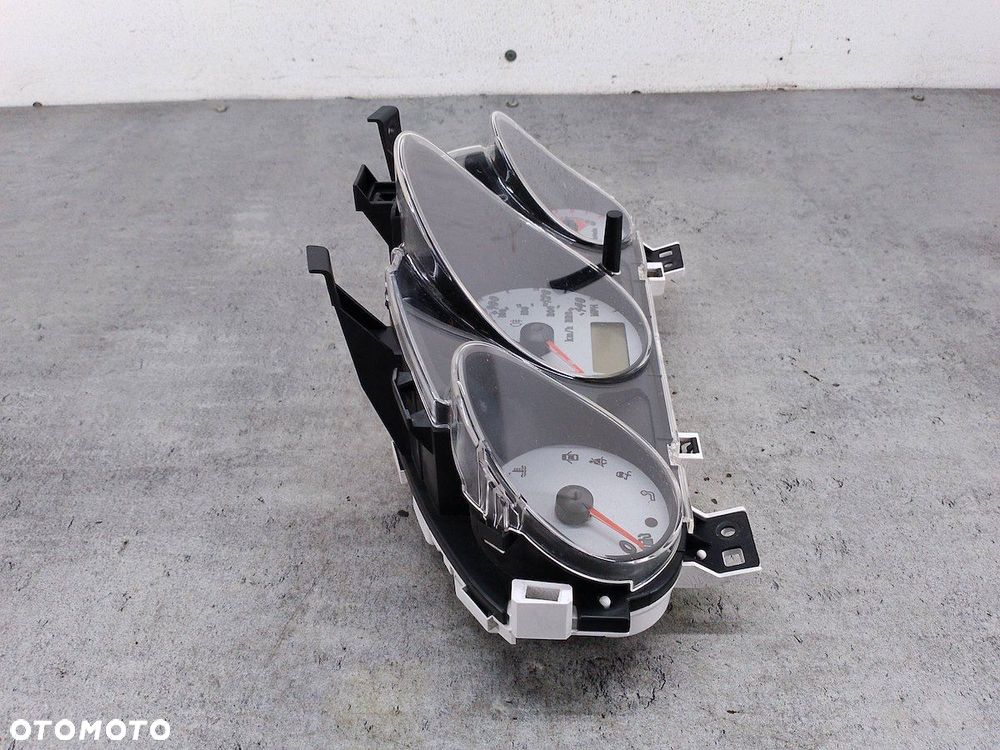 LICZNIK MITSUBISHI COLT VI 1.3 16V 95KM - 6