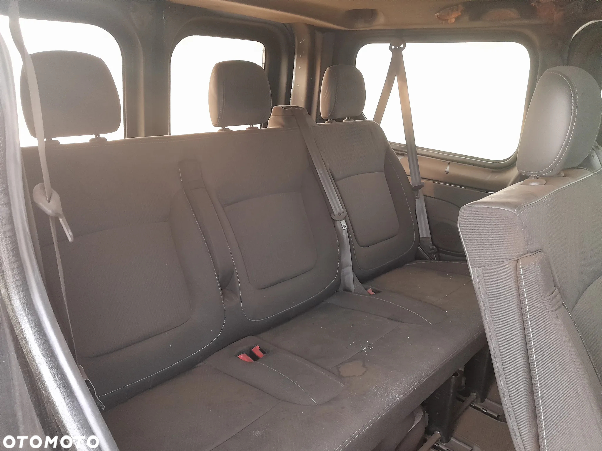 Nissan NV300 - 12