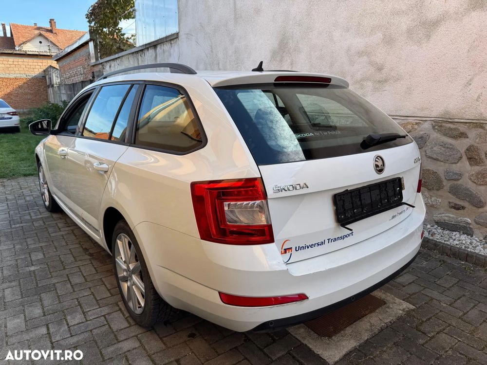 Skoda Octavia 2.0 TDI Style - 6