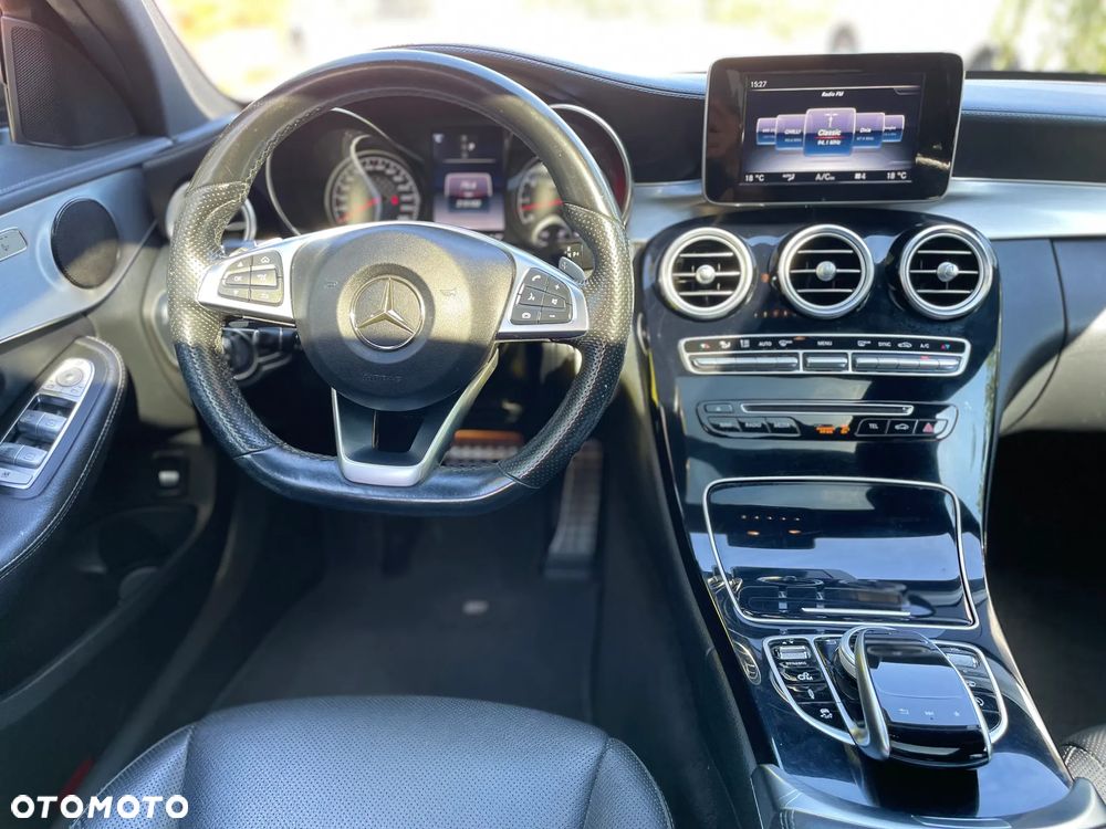 Mercedes-Benz Klasa C AMG 43 4-Matic - 14
