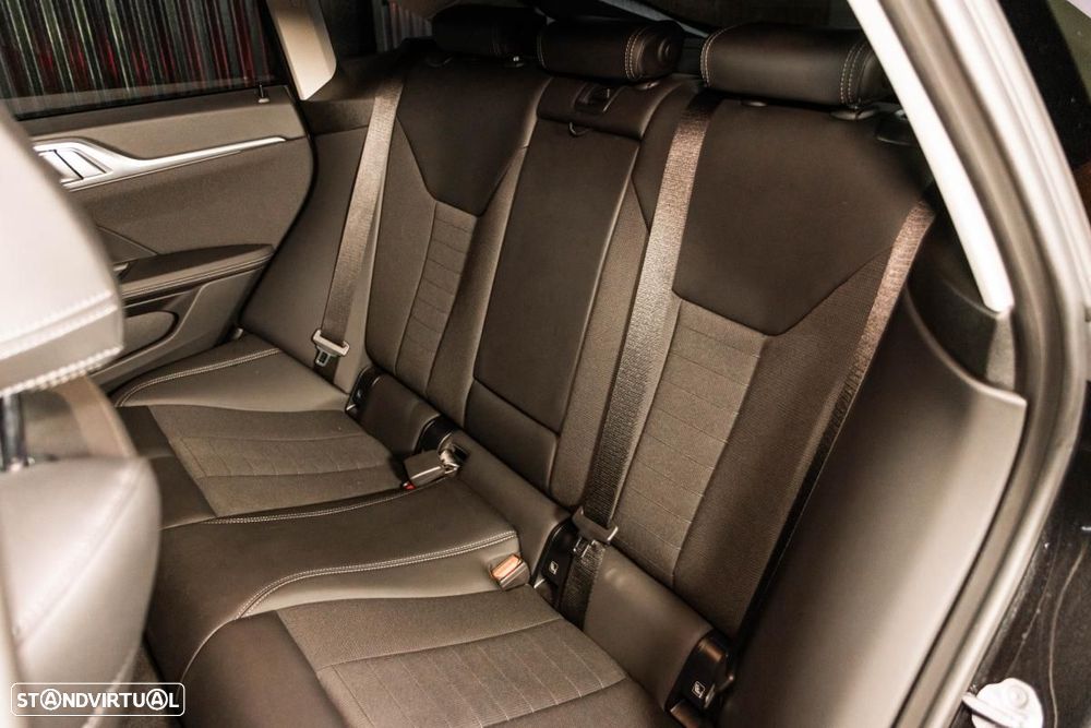 BMW i4 eDrive40 - 45