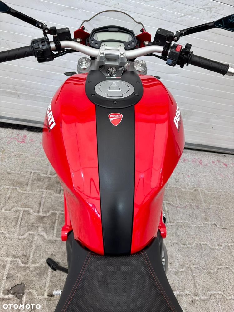 Ducati Monster - 28