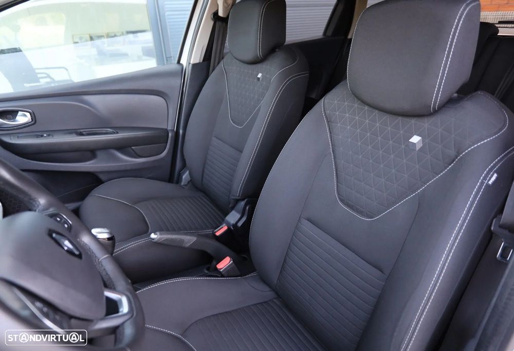 Renault Clio Sport Tourer - 8