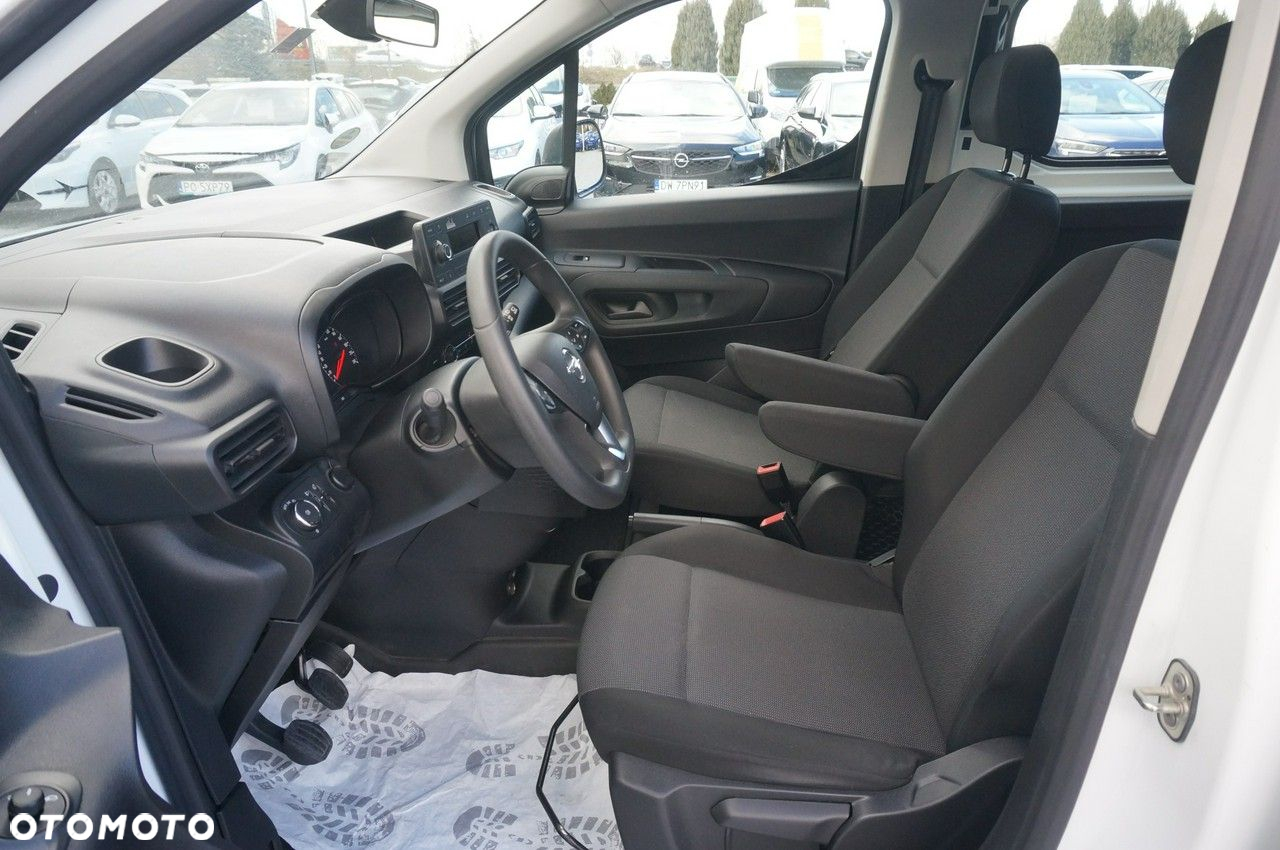 Opel Combo Cargo XL 1.5 CDTI 2,4t (bryg.) - 24