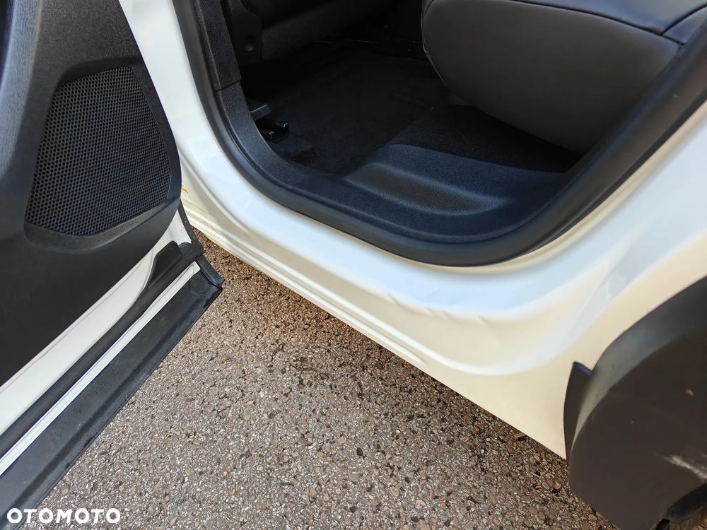 Peugeot 3008 PureTech 130 Stop & Start GPF EAT8 Active - 23