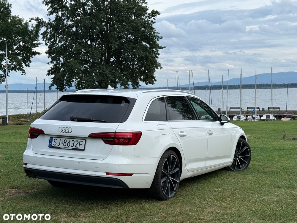 Audi A4 Avant 2.0 TDI Design S tronic - 18