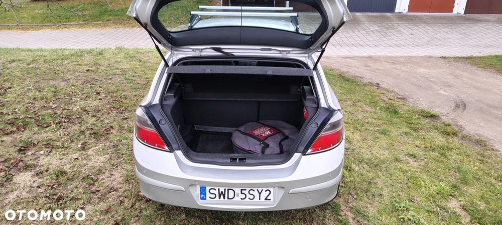 Opel Astra 1.4 Enjoy - 9