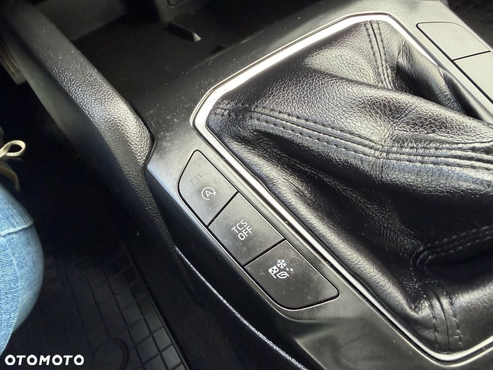 Ford Focus 1.0 EcoBoost Start-Stopp-System COOL&CONNECT DESIGN - 8