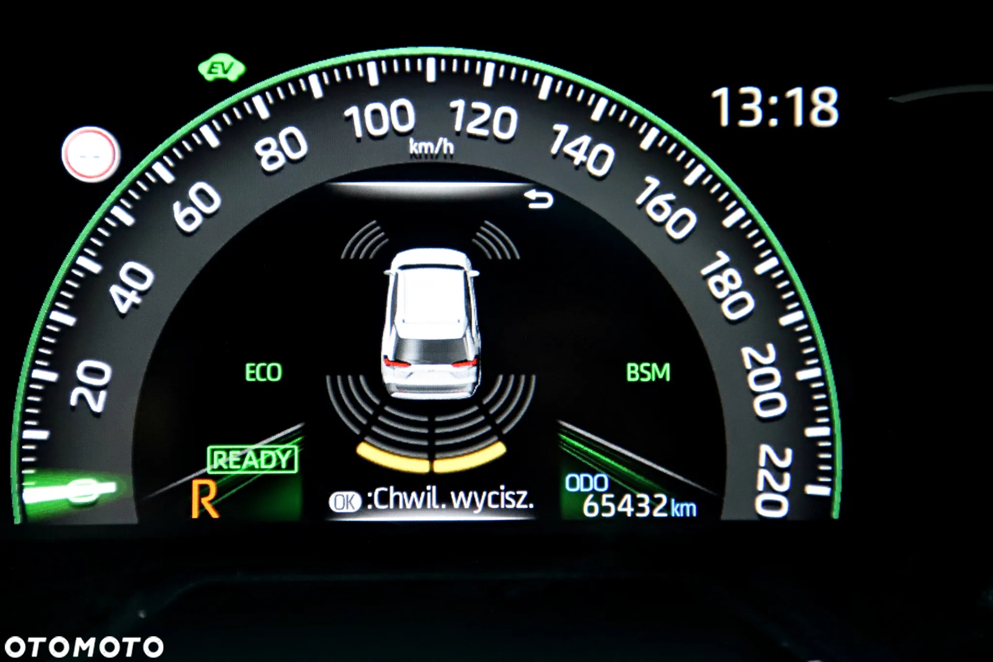 Toyota RAV4 2.5 Hybrid Executive 4x4 - 34