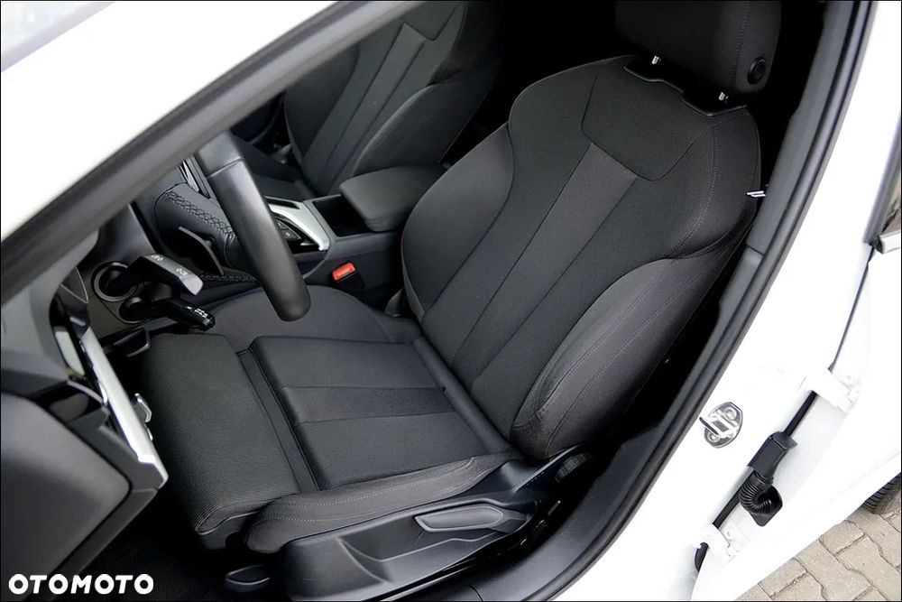 Audi A4 Limousine 35 TFSI S tronic sport - 19