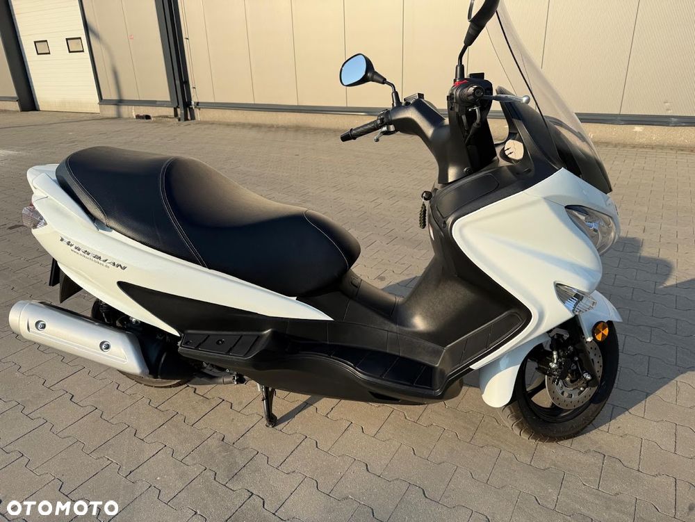 Suzuki Burgman - 3