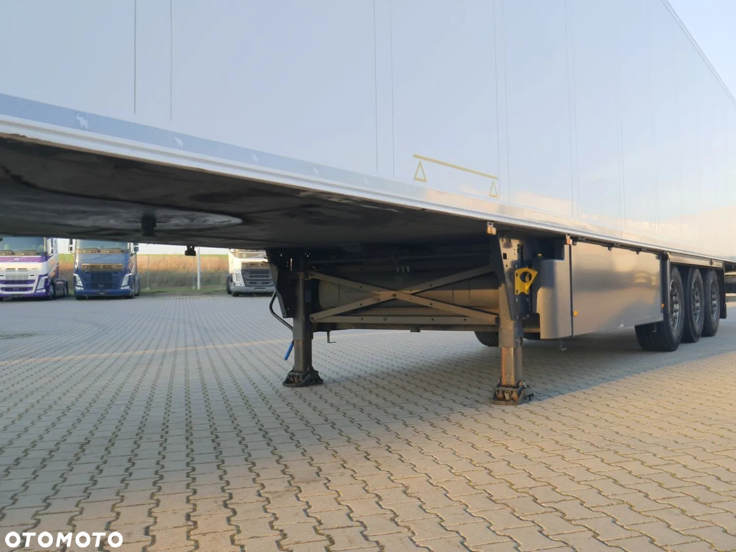 Schmitz Cargobull Chłodnia 60 / Multitemp / Thermo King Spectrum / TIP 581199 - 11