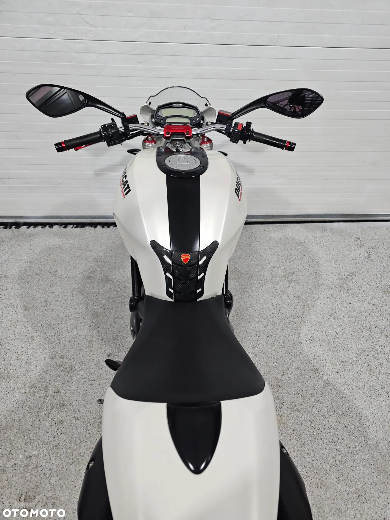 Ducati Monster - 31
