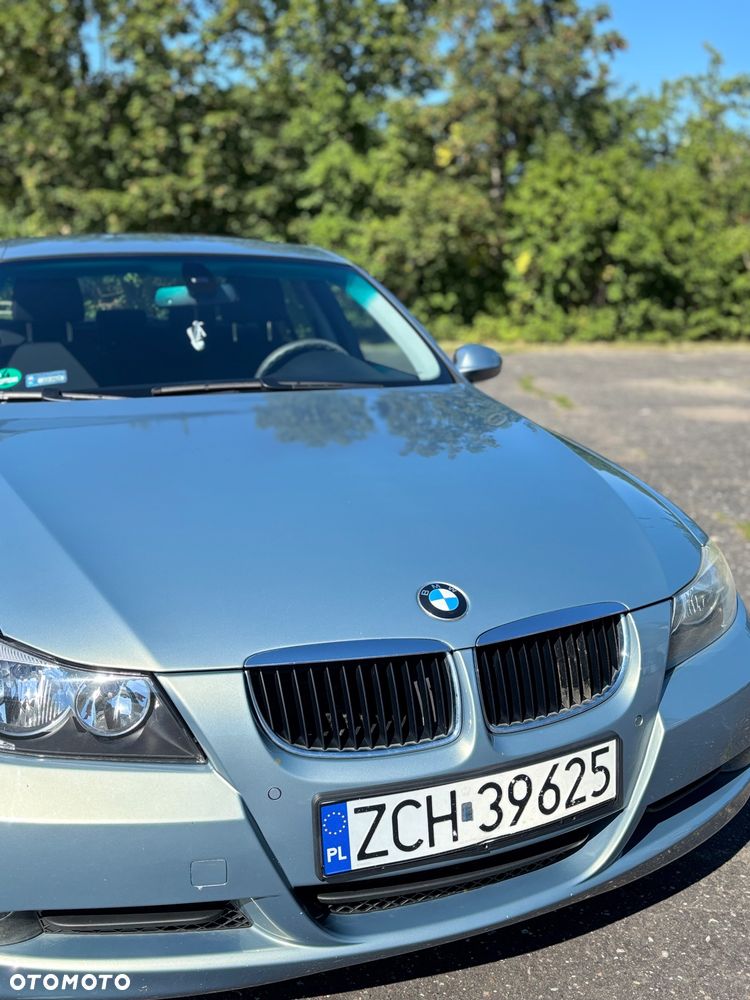 BMW Seria 3 320d - 16