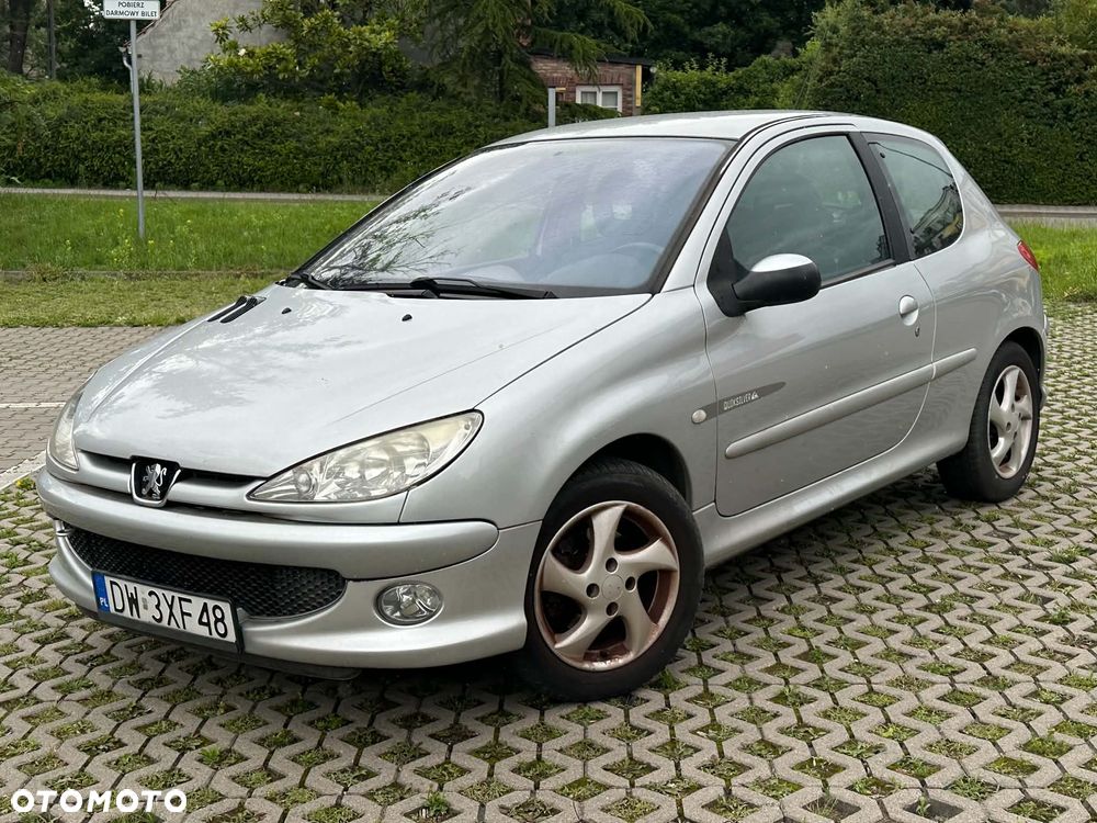 Peugeot 206 90 Quiksilver, 2004
