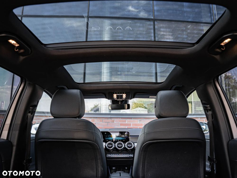 Mercedes-Benz GLB 220 d Progressive 8G-DCT - 30