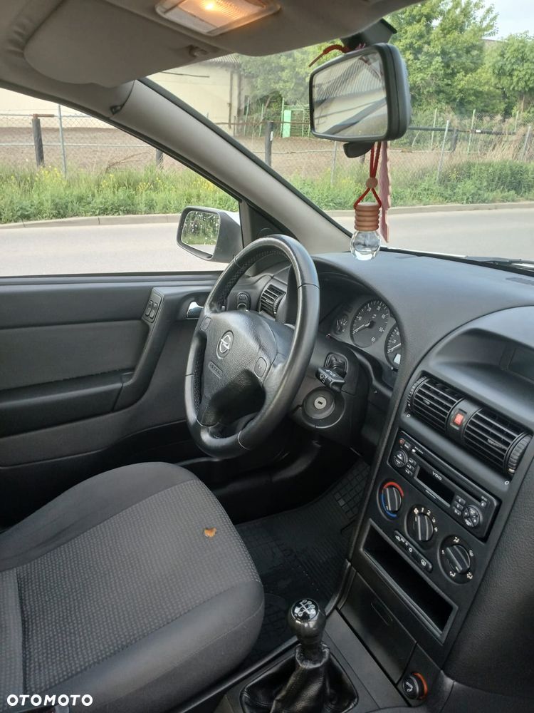 Opel Astra 1.7 CDTI Start - 8