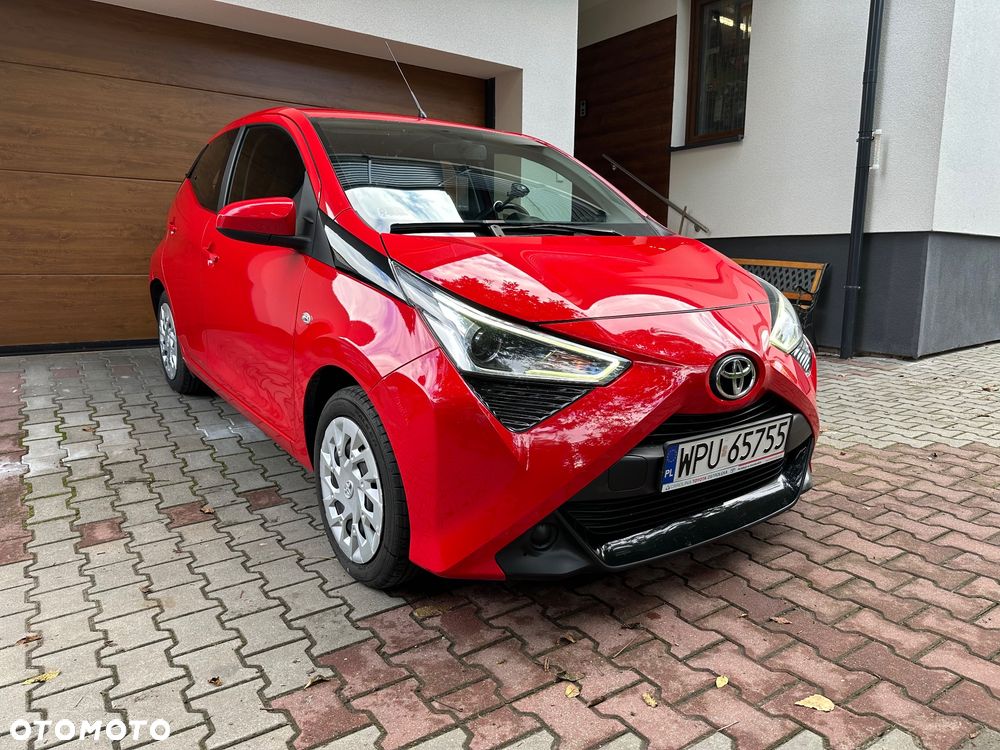 Toyota Aygo 1.0 VVT-i Color Edition - 1