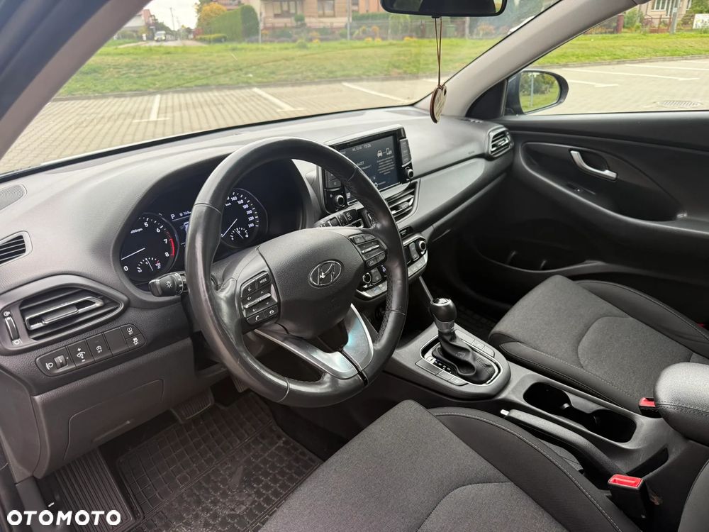 Hyundai i30 1.5 T-GDI 48V Comfort DCT - 28