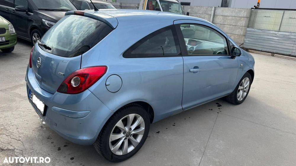 Opel Corsa 1.3 CDTI DPF Edition - 4