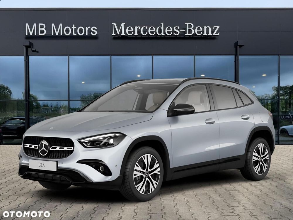 Mercedes-Benz GLA - 2