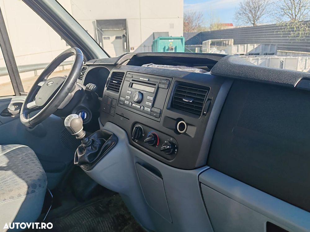 Ford Transit - 8